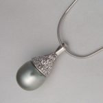 custom-black-pearl-diamond-drop-necklace-platinum-tahitian-diamonds-ladies-snake-chain