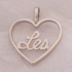 custom-name-family-les-heart-silver-necklace-logo